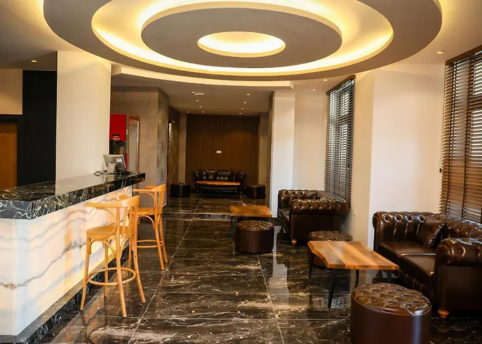 Santa Ria ホテル 2*