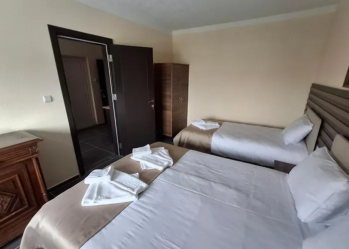 Santa Ria ホテル 2*